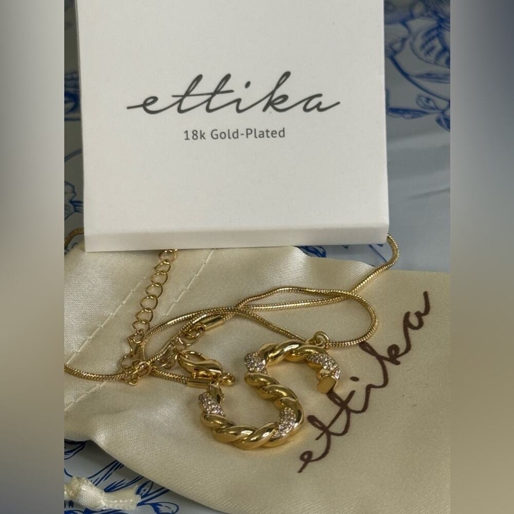 New ~ ETTIKA Letter “S”
18K Goldplated & Cubic Zirconia Initial Pendant … - Picture 2 of 4